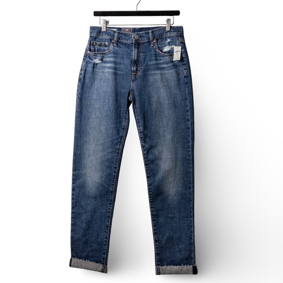NWT: GAP Mid Rise Girlfriend Jeans (Size 27 Tall; Medium Wash) - Picture 1 of 16